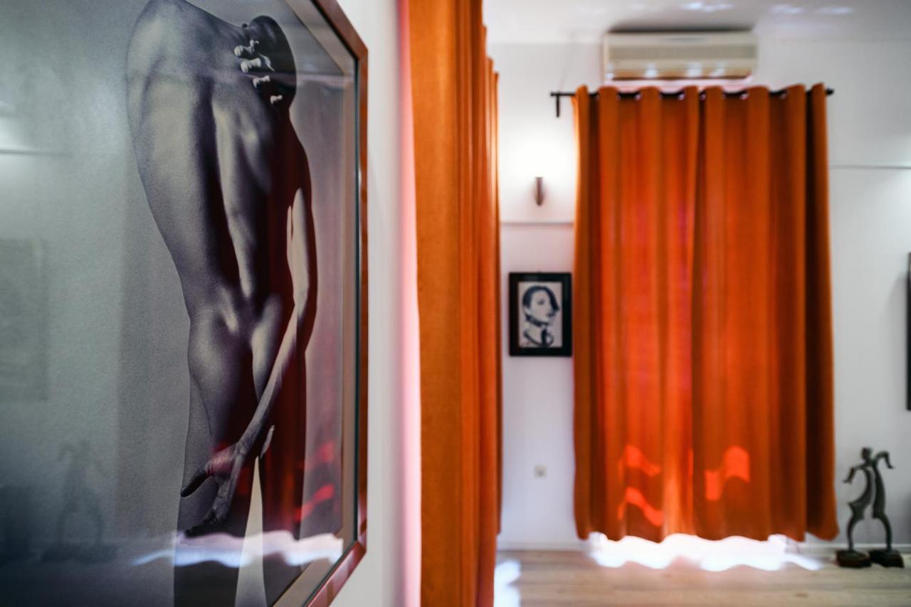 Lupino's Gallery - Old Town *