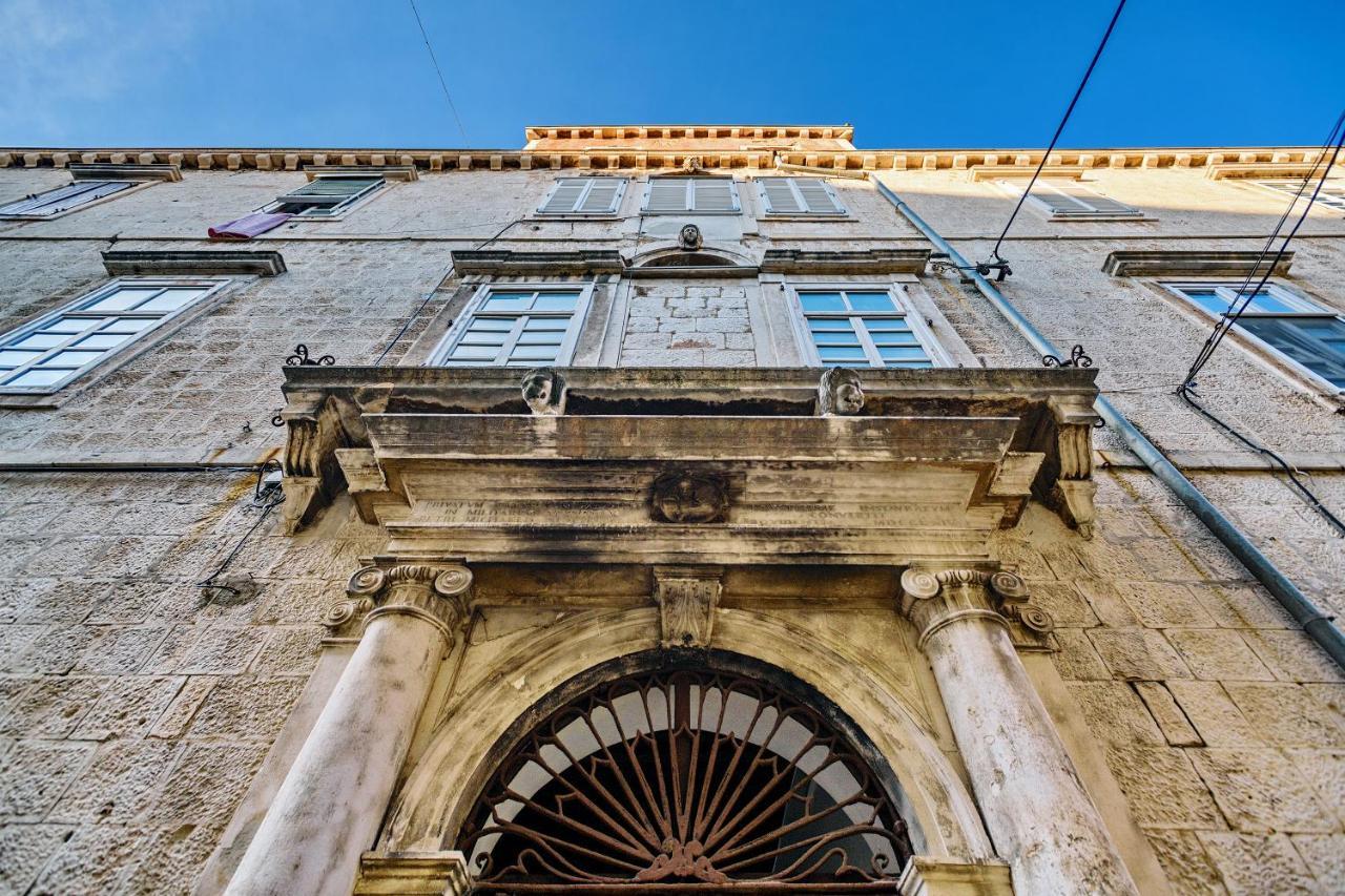 Apartman Lupino's Gallery - Old Town